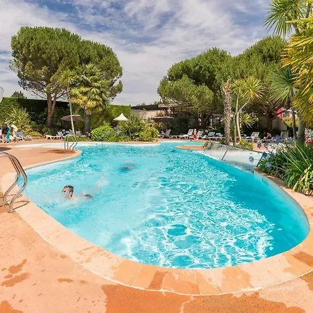 Planete Mobil Homes - Château De Galinée 4* Saint-Cast-le-Guildo